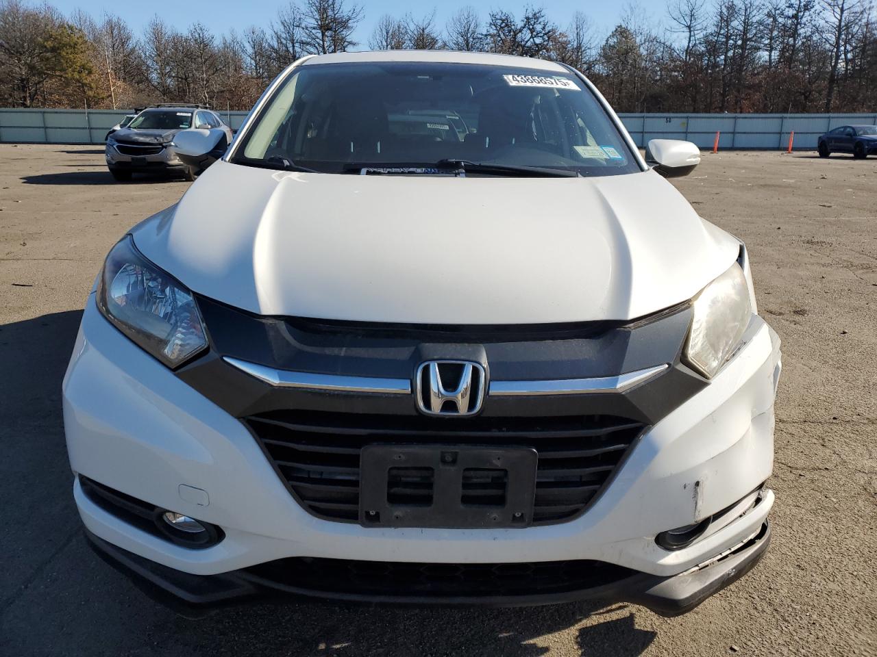 2018 Honda HR-V VIN 3CZRU6H53JM724921 Copart auction photo, front end / side damage thumbnail 5
