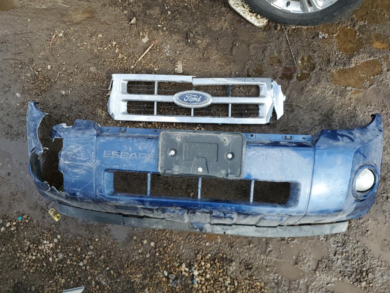 2008 Ford Escape VIN 1FMCU59H08KA25676 Copart auction photo, front end damage thumbnail 13