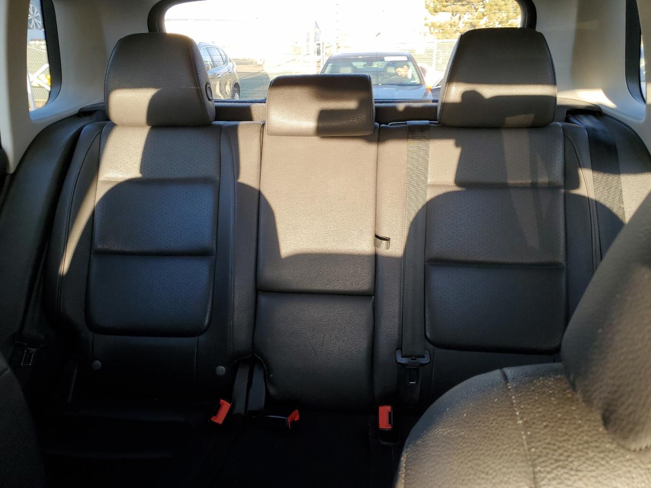 2016 Volkswagen Tiguan VIN WVGBV7AX0GW528462 Copart auction photo, side / front end damage thumbnail 10