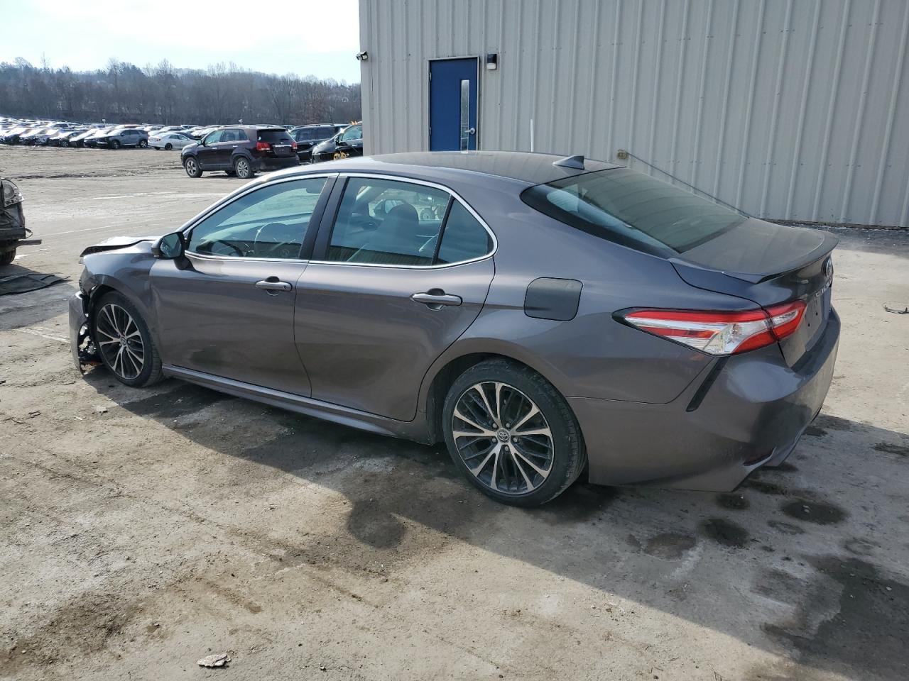 2020 Toyota Camry VIN 4T1G11AK5LU353358 Copart auction photo, front end damage thumbnail 2