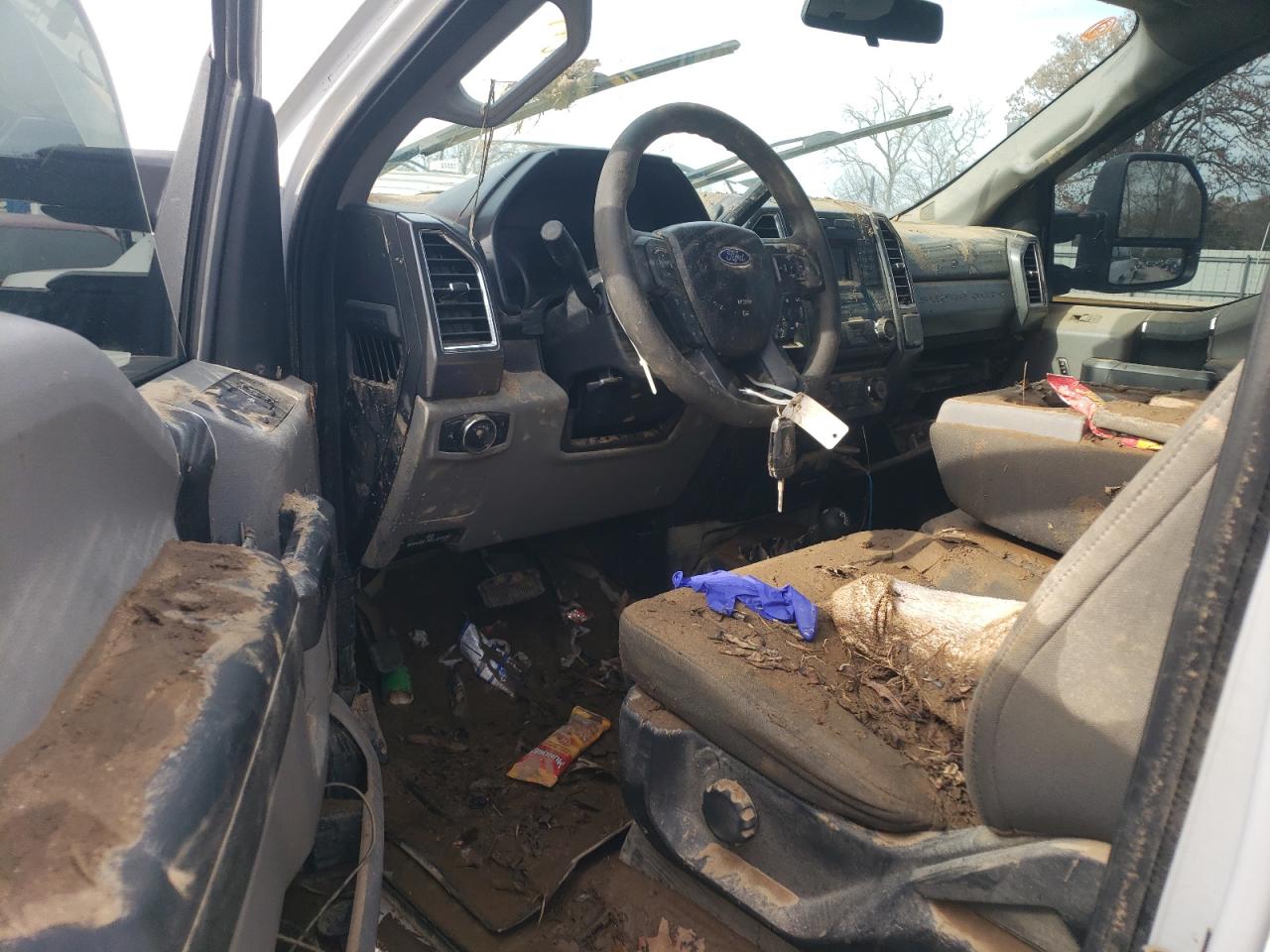 2017 Ford F250 VIN 1FT7W2B6XHED93658 Copart auction photo, water/flood / minor dent/scratches damage thumbnail 8