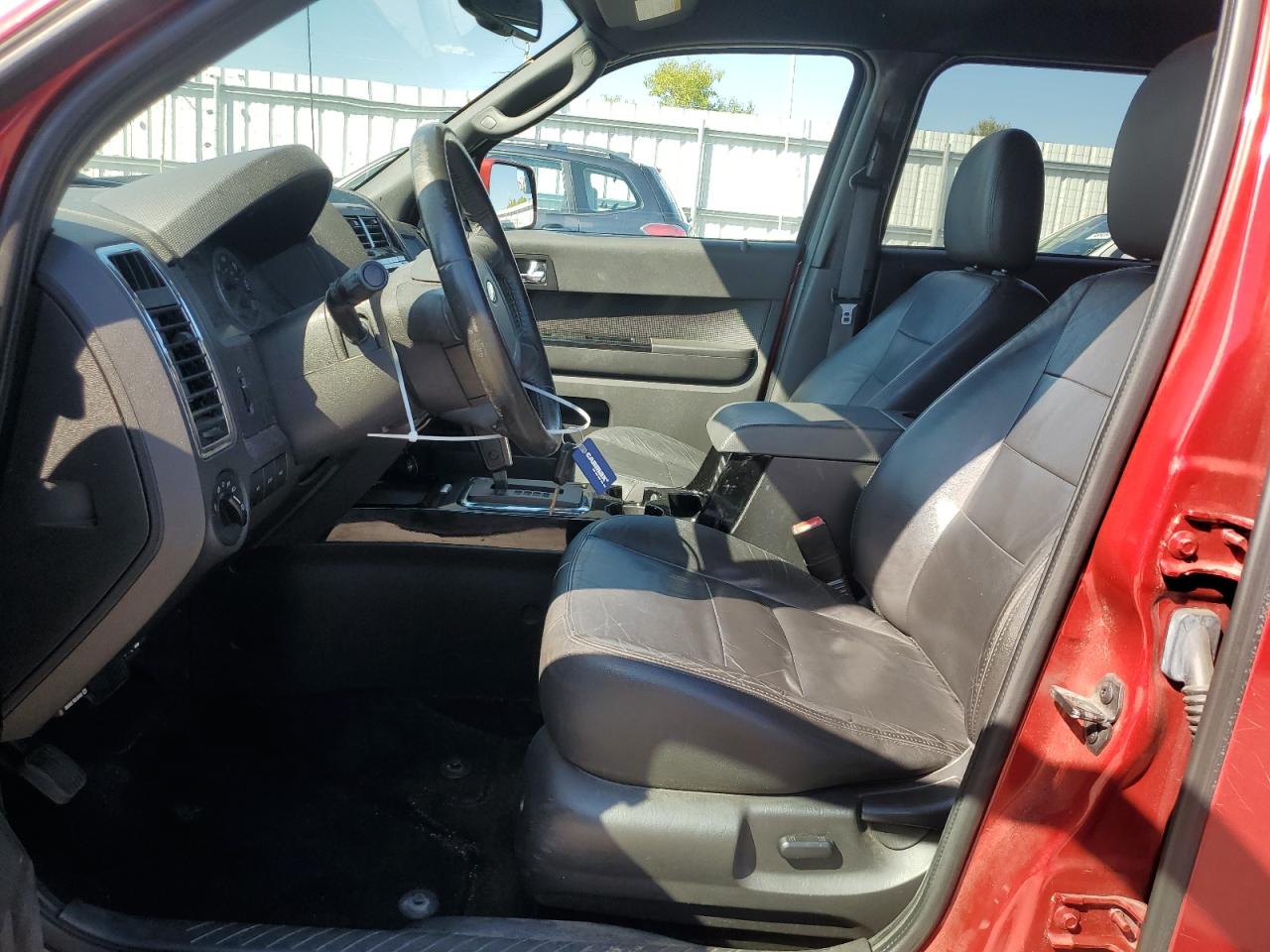 2011 Ford Escape VIN 1FMCU0E71BKC37302 Copart auction photo, front end / rear end damage thumbnail 7