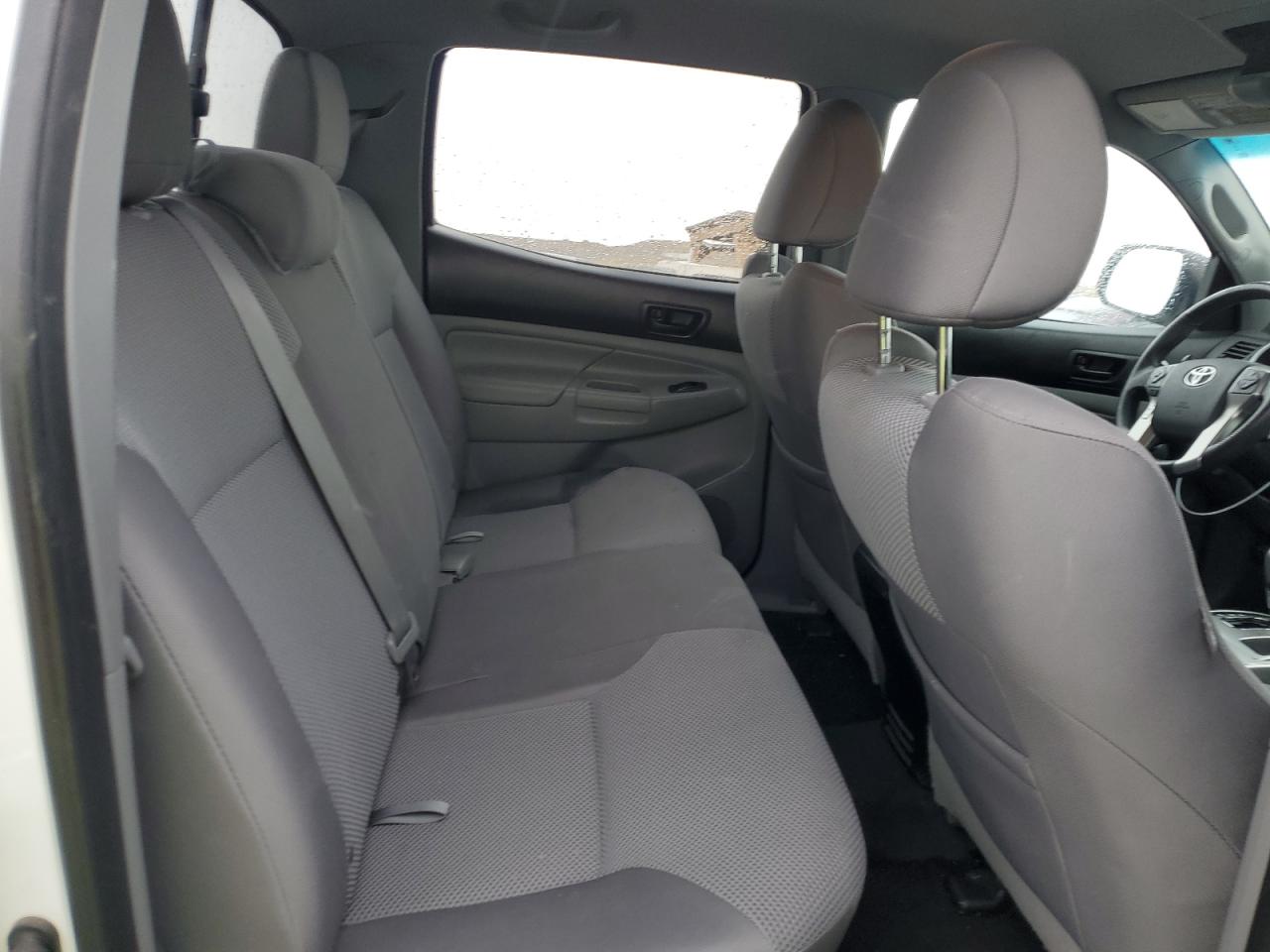 2015 Toyota Tacoma VIN 3TMLU4ENXFM184060 Copart auction photo, front end / side damage thumbnail 10