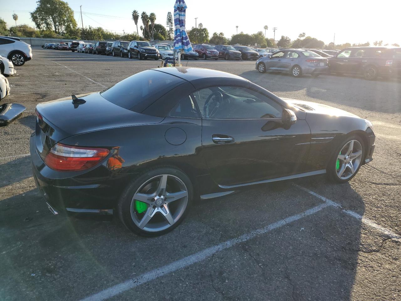2015 Mercedes-Benz SLK-klasse VIN WDDPK5HA4FF100858 Copart auction photo, front end / side damage thumbnail 3