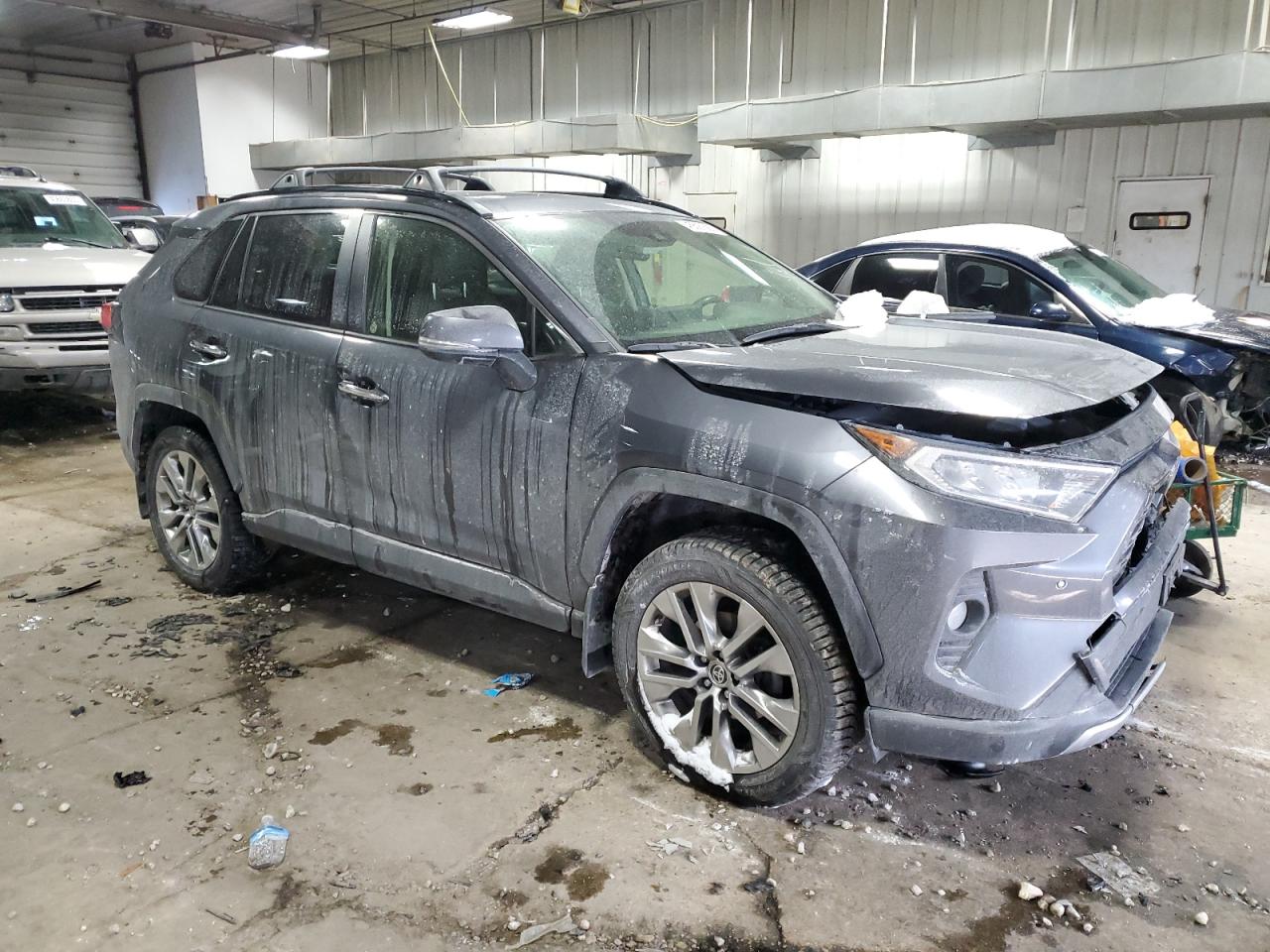 2021 Toyota RAV 4 VIN JTMN1RFV5MD072899 Copart auction photo, front end damage thumbnail 4