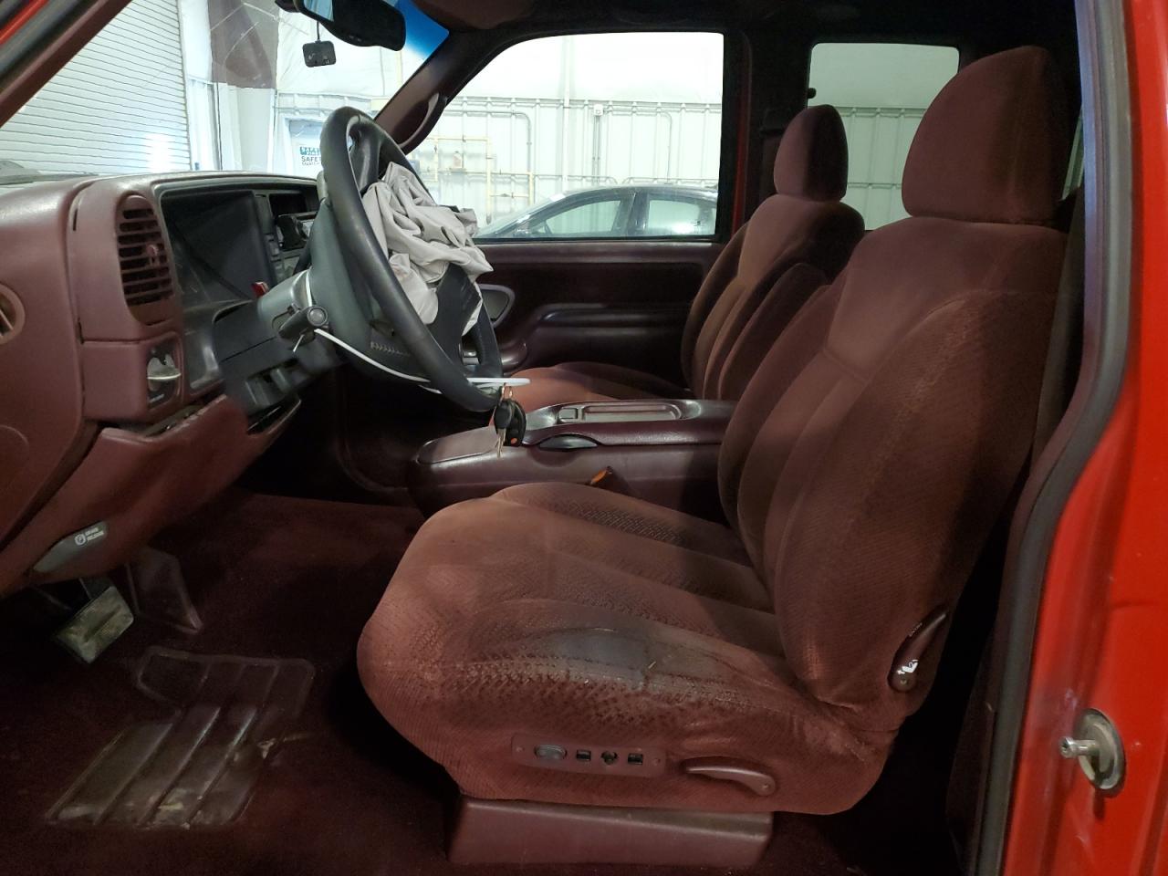 1997 Chevrolet GMT-400 VIN 2GCEK19R8V1145998 Copart auction photo, front end damage thumbnail 7