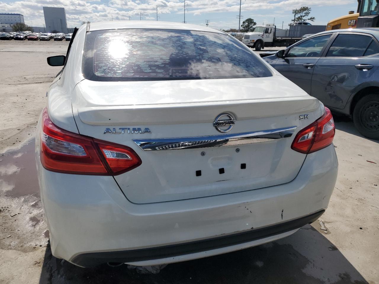 2016 Nissan Altima VIN 1N4AL3AP4GN385557 Copart auction photo, side / front end damage thumbnail 6