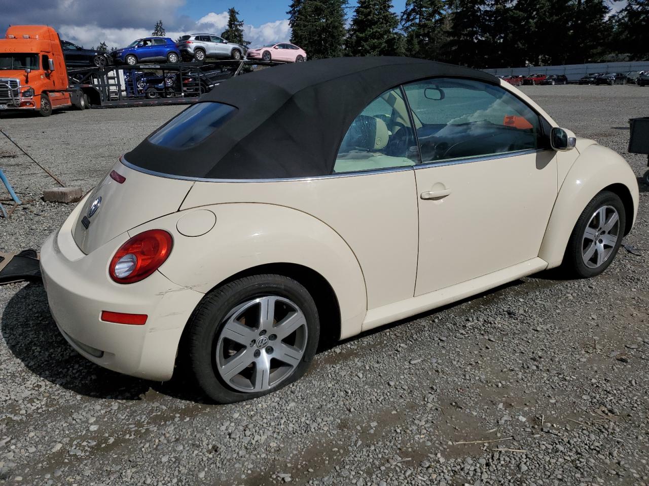 2006 Volkswagen Beetle VIN 3VWRG31Y66M331578 Copart auction photo, rear end damage thumbnail 3