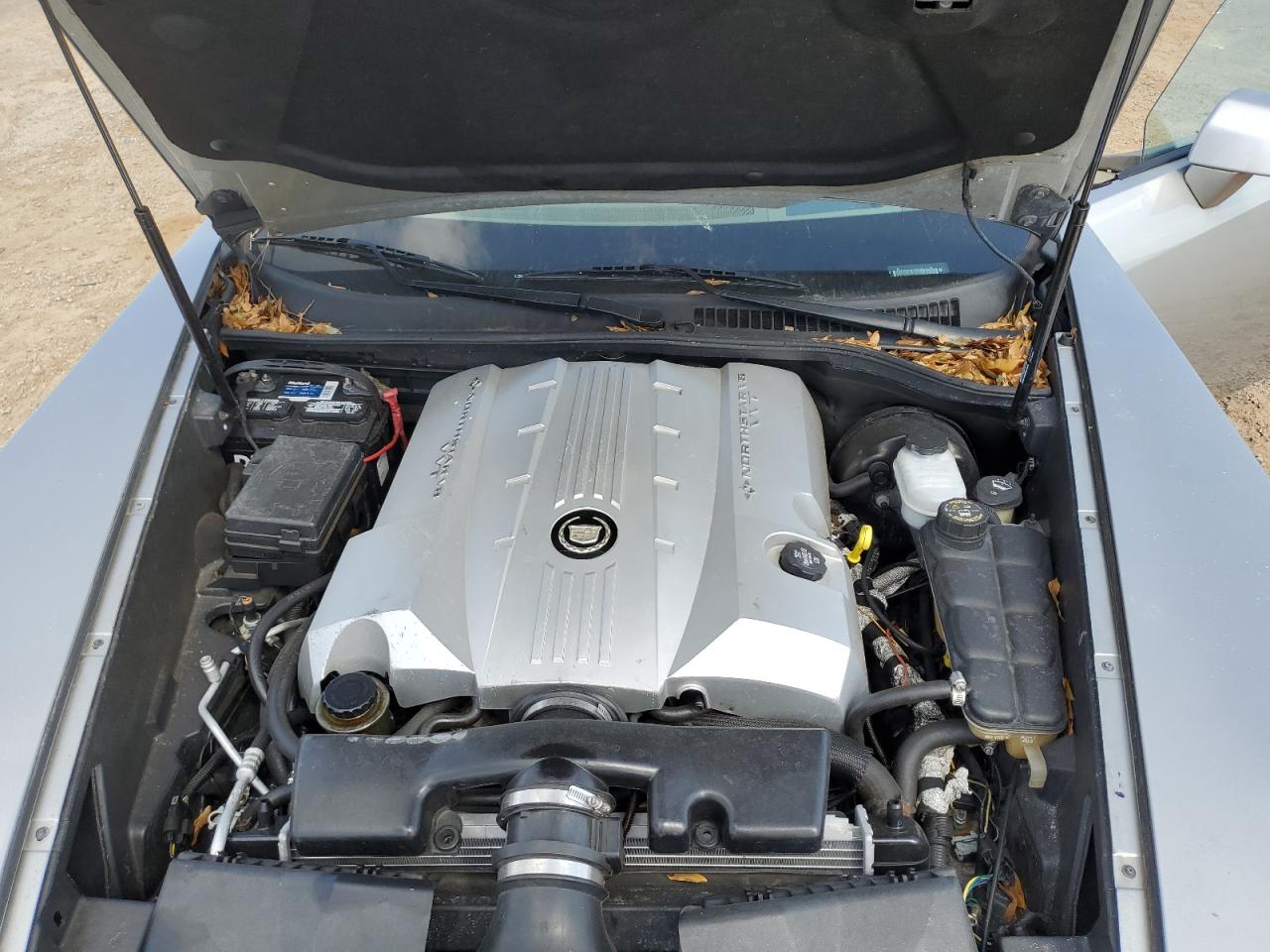 2005 Cadillac XLR VIN 1G6YV34A255602565 Copart auction photo, water/flood / minor dent/scratches damage thumbnail 11