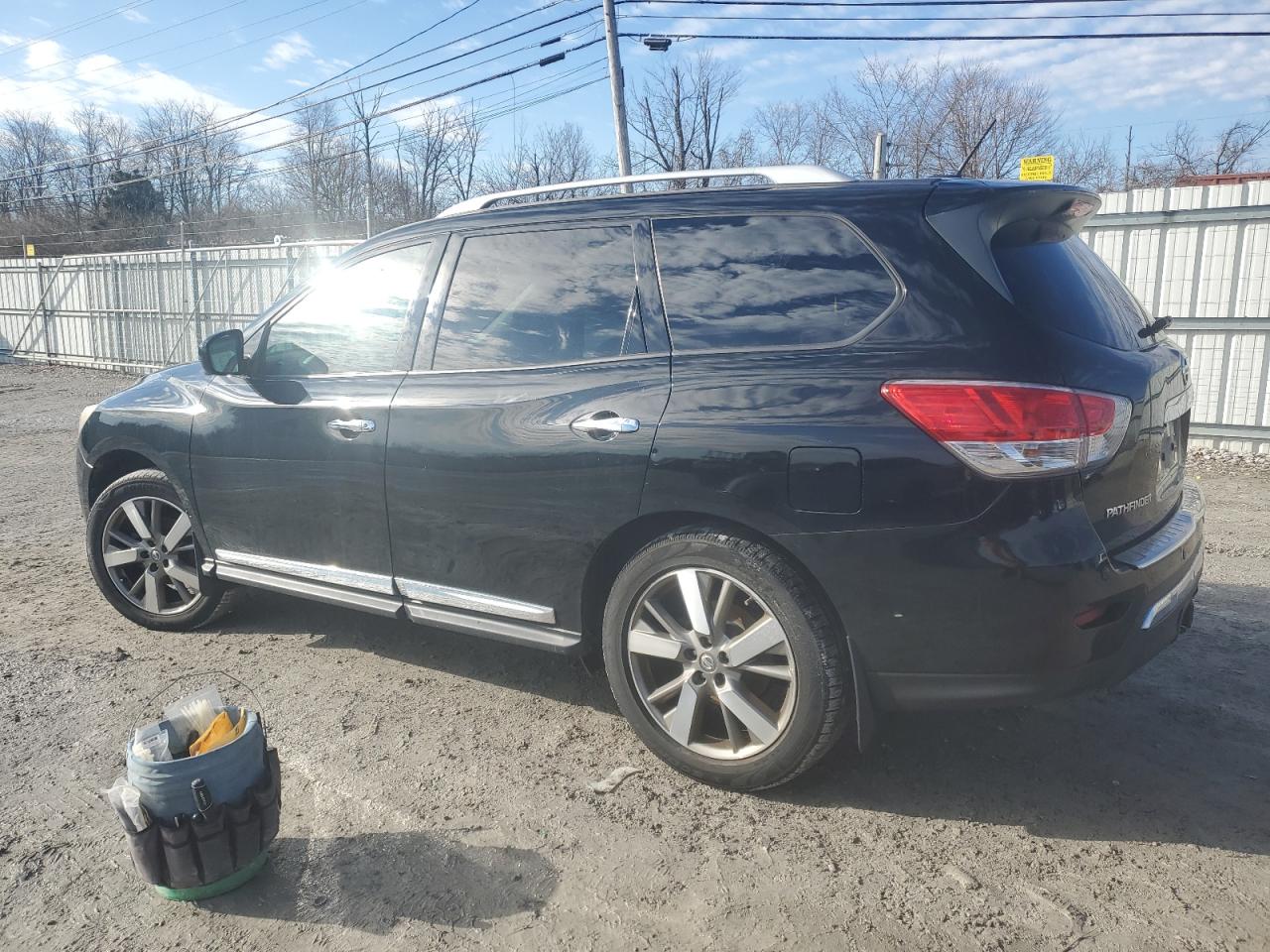 2014 Nissan Pathfinder VIN 5N1AR2MM2EC718251 Copart auction photo, mechanical / minor dent/scratches damage thumbnail 2