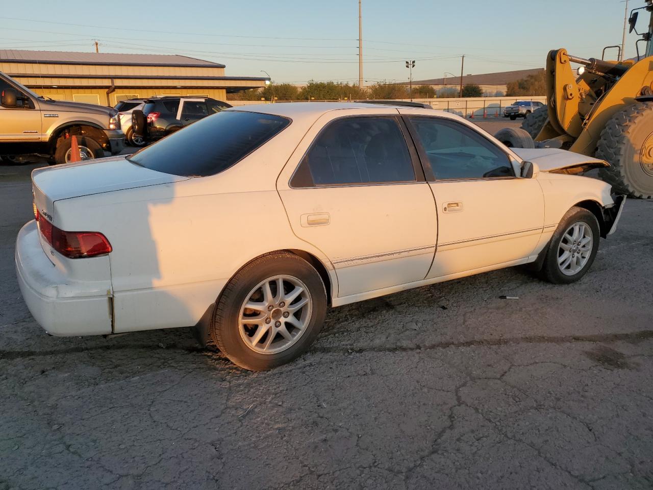 2000 Toyota Camry VIN 4T1BF28KXYU936829 Copart auction photo, front end damage thumbnail 3