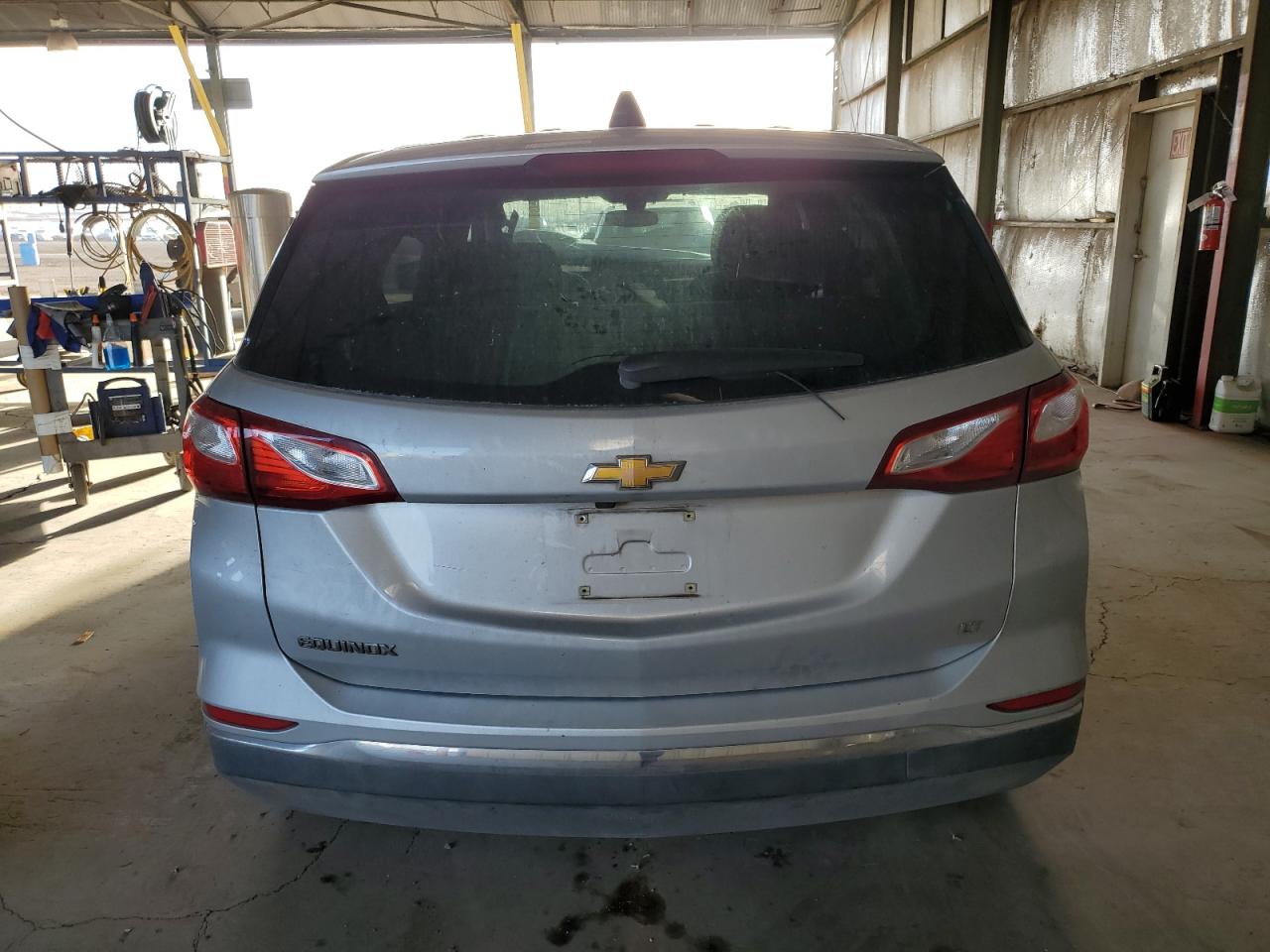 2018 Chevrolet Equinox VIN 2GNAXJEV0J6261221 Copart auction photo, front end damage thumbnail 6