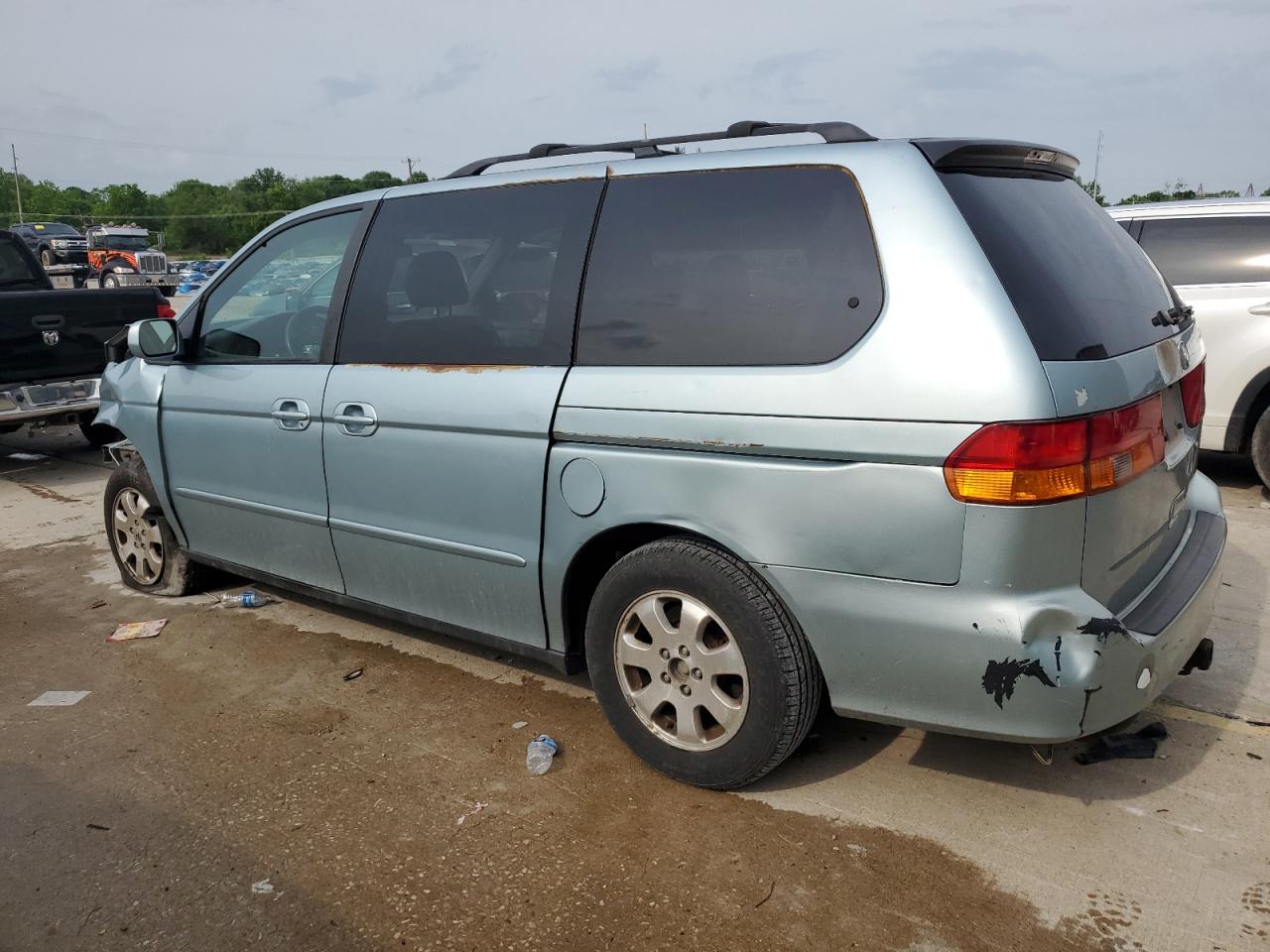 2003 Honda Odyssey VIN 5FNRL18053B073427 Copart auction photo, front end damage thumbnail 2