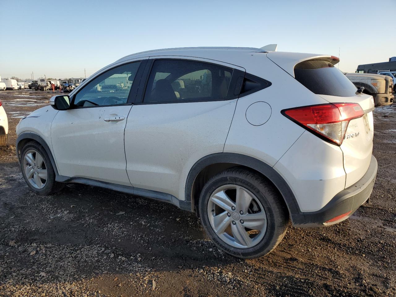2019 Honda HR-V VIN 3CZRU5H58KM729785 Copart auction photo, front end / undercarriage damage thumbnail 2