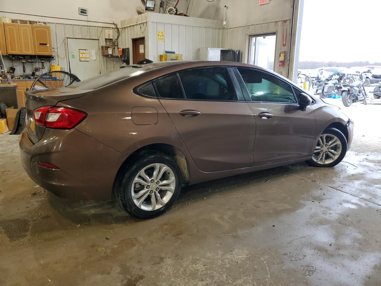2019 Chevrolet Cruze VIN 1G1BC5SMXK7125104 Copart auction photo, rollover damage thumbnail 3