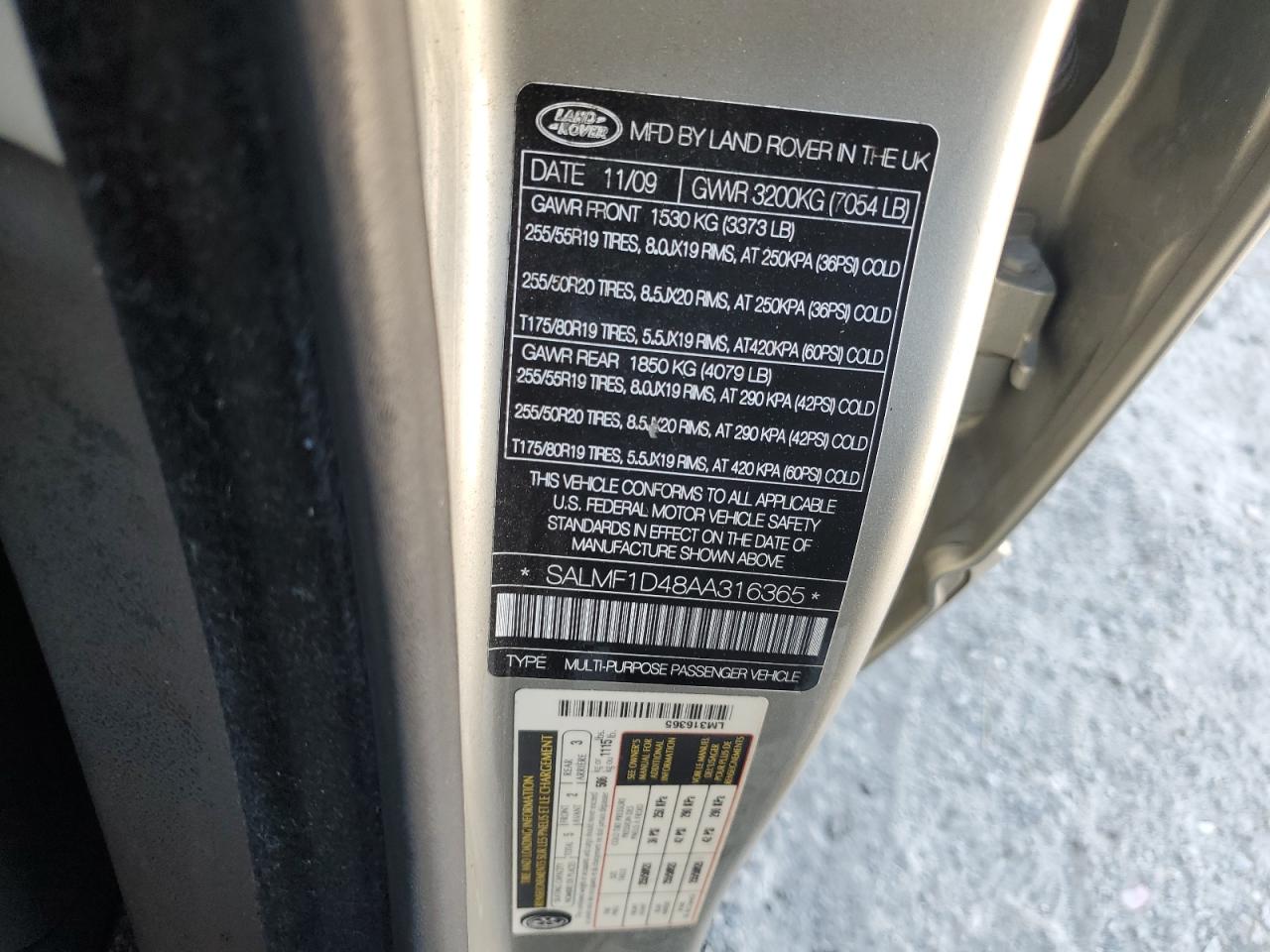 2010 Land Rover Range Rover VIN SALMF1D48AA316365 Copart auction photo, minor dent/scratches damage thumbnail 13