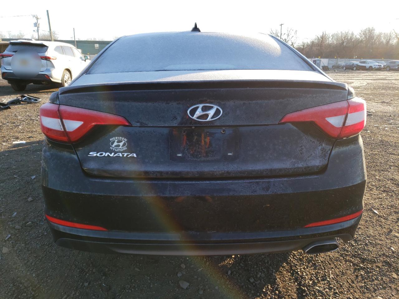 2015 Hyundai Sonata VIN 5NPE24AF5FH000355 Copart auction photo, front end / minor dent/scratches damage thumbnail 6