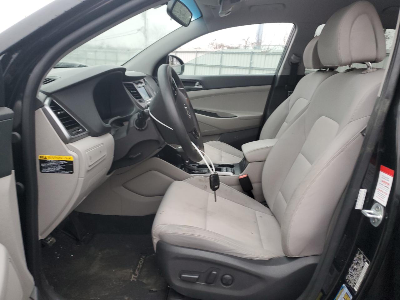 2017 Hyundai Tucson VIN KM8J3CA25HU296615 Copart auction photo, front end damage thumbnail 7