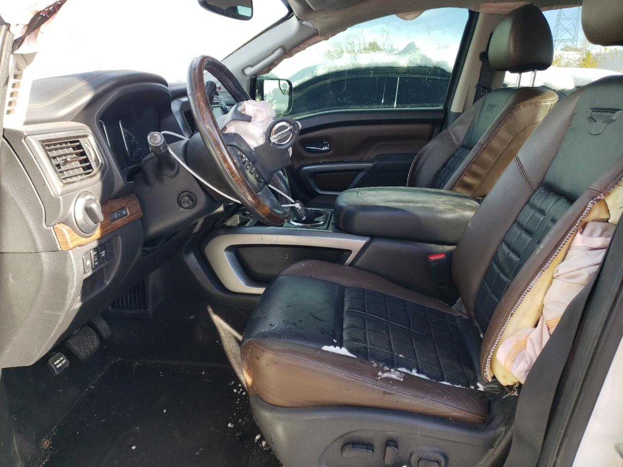 2017 Nissan Titan VIN 1N6AA1E55HN513977 Copart auction photo, front end / hail damage thumbnail 7