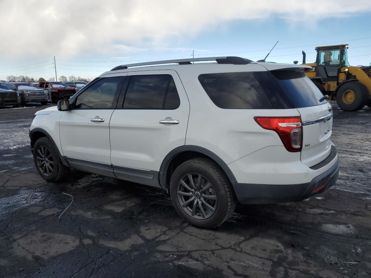 2015 Ford Explorer VIN 1FM5K8D85FGB88489 Copart auction photo, all over damage thumbnail 2