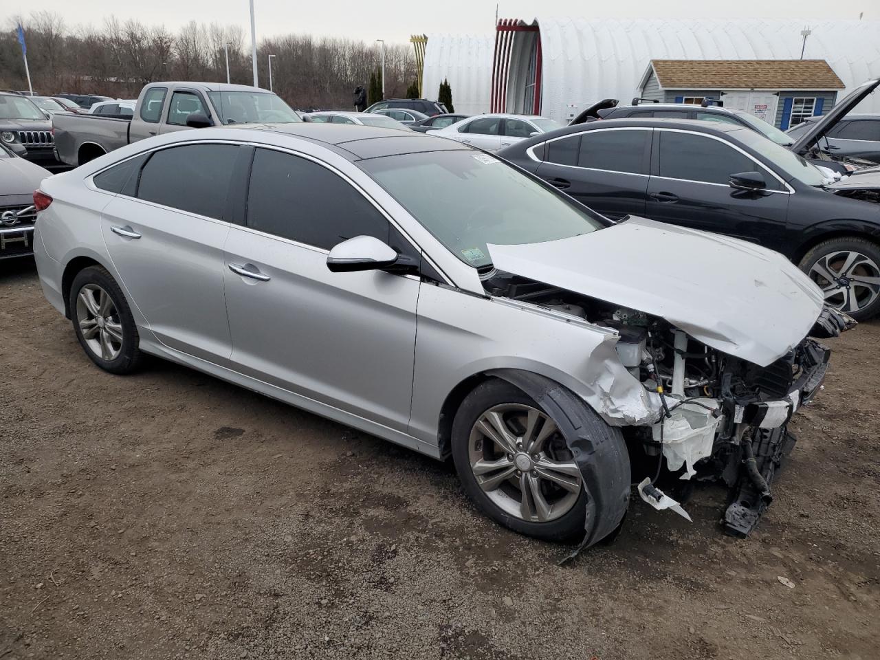 2019 Hyundai Sonata VIN 5NPE34AF8KH763283 Copart auction photo, front end / minor dent/scratches damage thumbnail 4