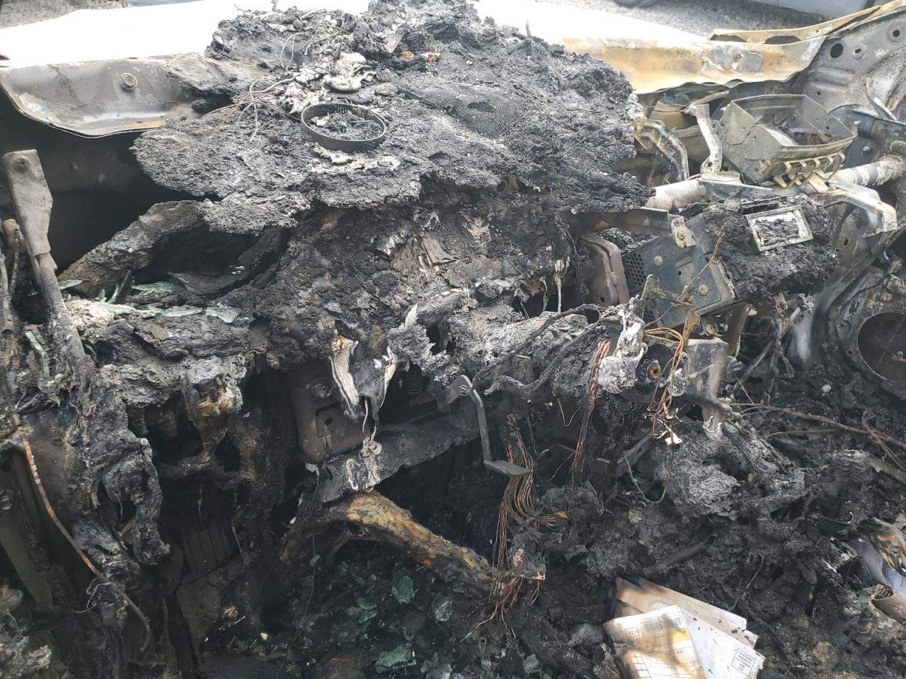 2013 Subaru XV VIN JF2GPACC2D2830688 Copart auction photo, burn / all over damage thumbnail 9
