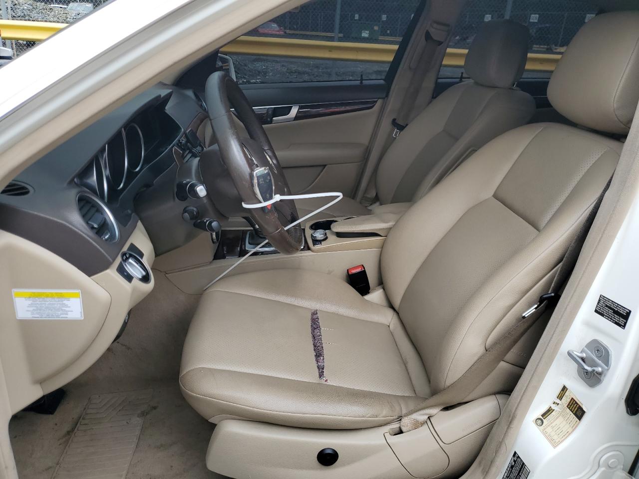 2013 Mercedes-Benz C-klasse VIN WDDGF8AB3DR249086 Copart auction photo, mechanical damage thumbnail 7
