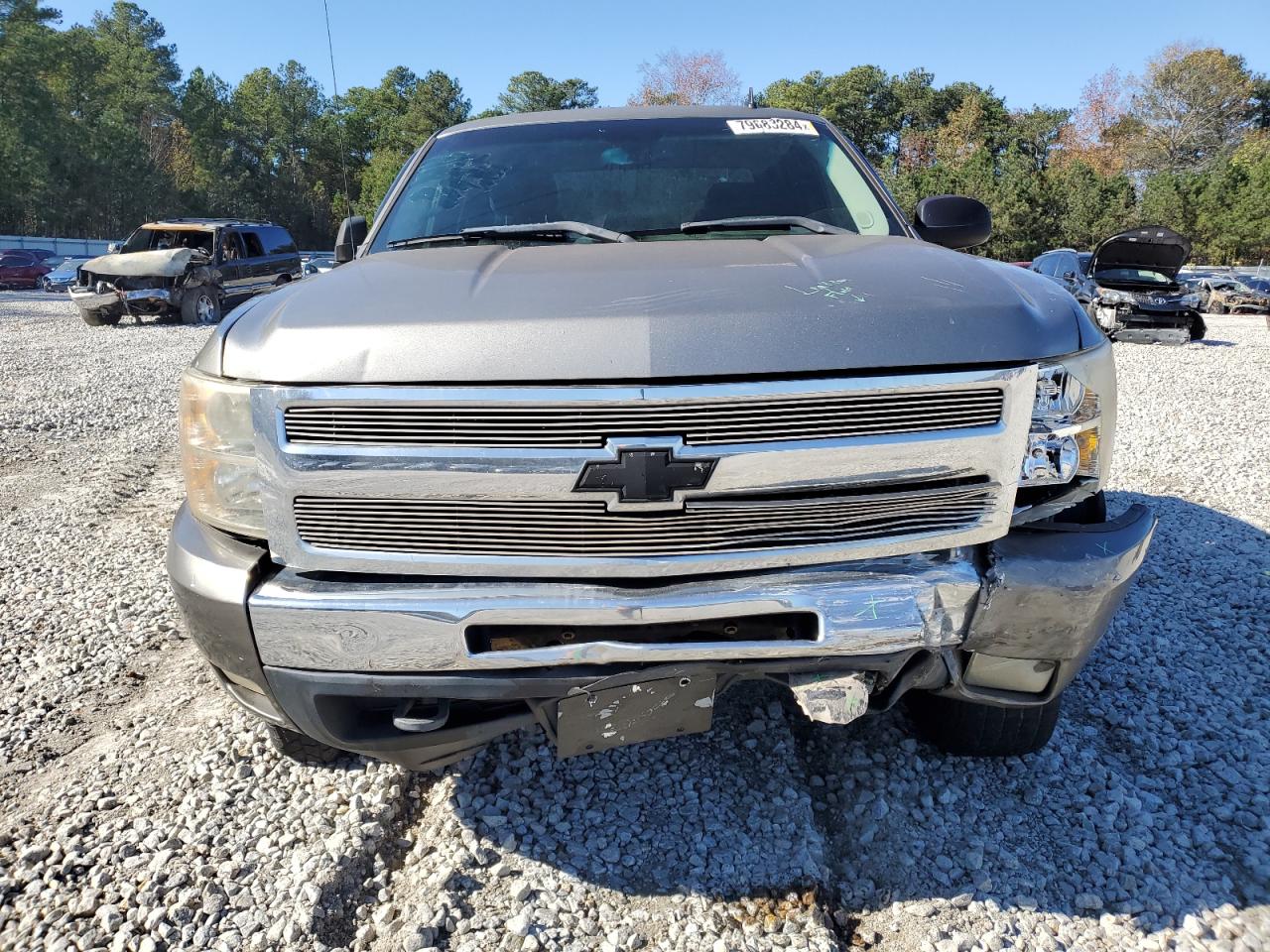 2009 Chevrolet Silverado VIN 1GCEK29J29Z224175 Copart auction photo, front end / rear end damage thumbnail 5
