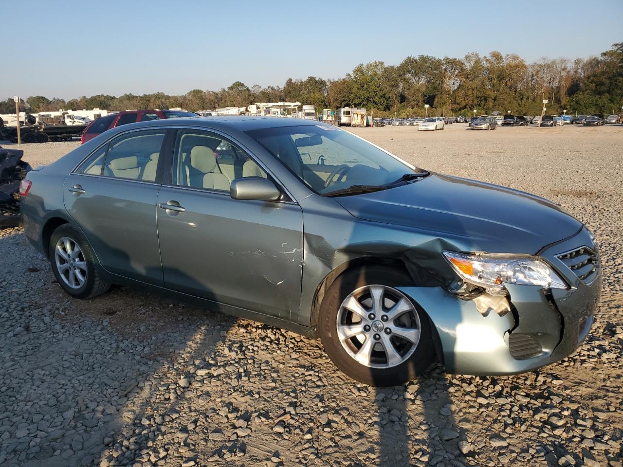 2011 Toyota Camry VIN 4T1BF3EK4BU689292 Copart auction photo, front end damage thumbnail 4