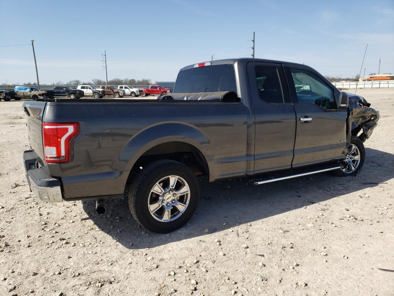 2015 Ford F-150 VIN 1FTEX1CP8FKE38245 Copart auction photo, front end damage thumbnail 3