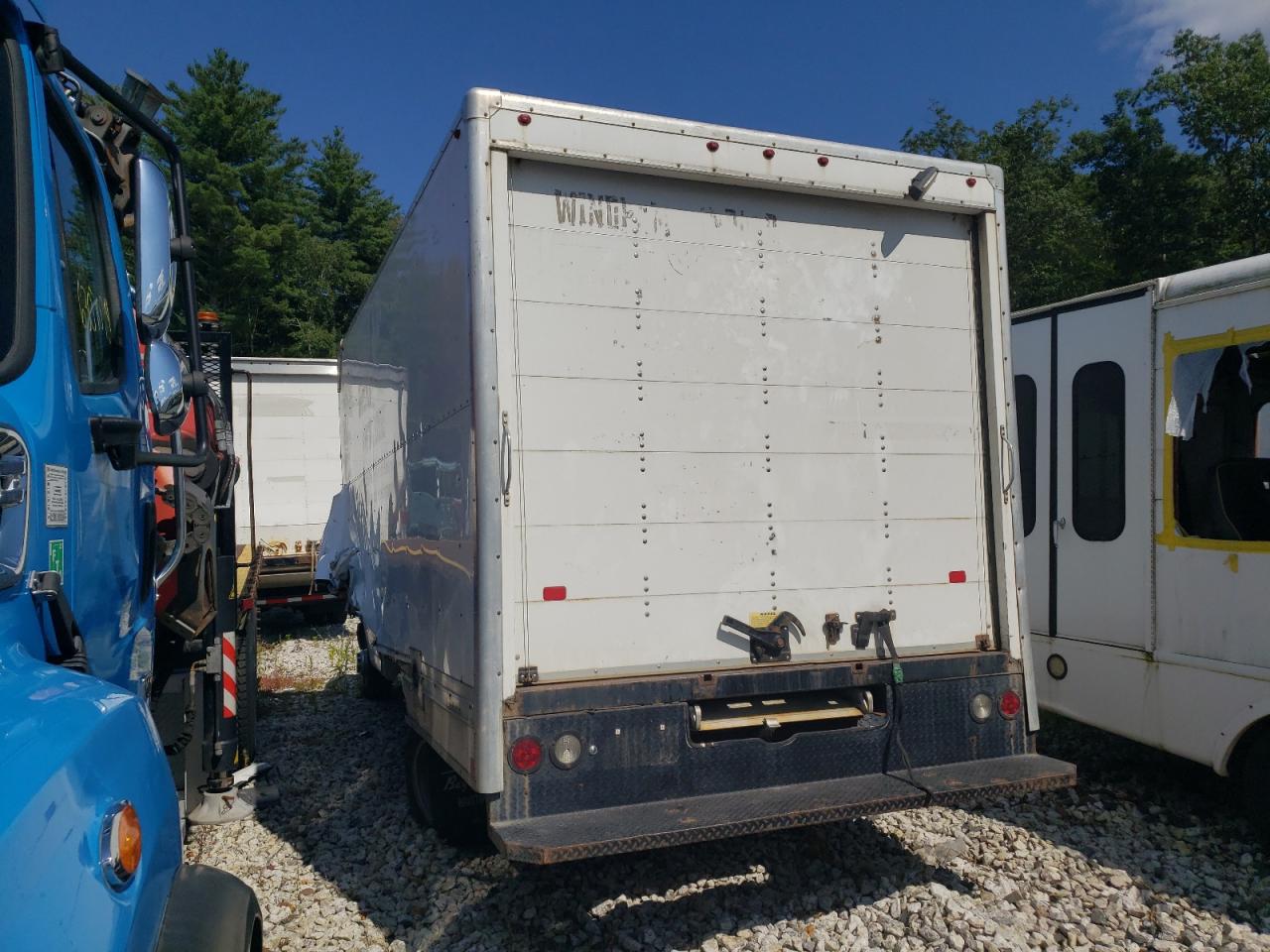 2016 Chevrolet Express VIN 1GB6GUCGXG1324183 Copart auction photo, side / undercarriage damage thumbnail 2