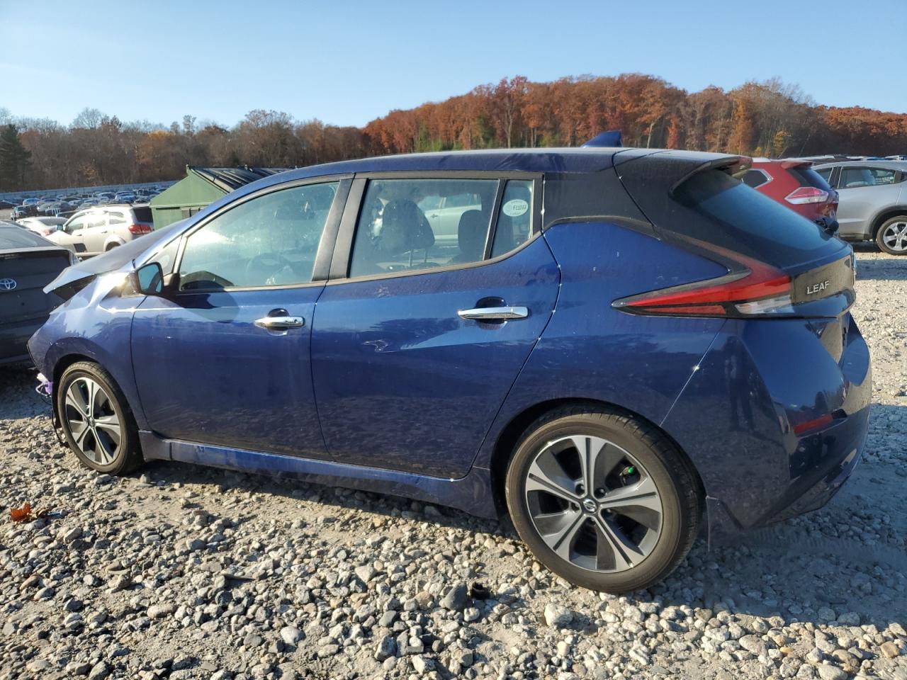 2022 Nissan Leaf VIN 1N4AZ1CV3NC551252 Copart auction photo, front end / side damage thumbnail 2