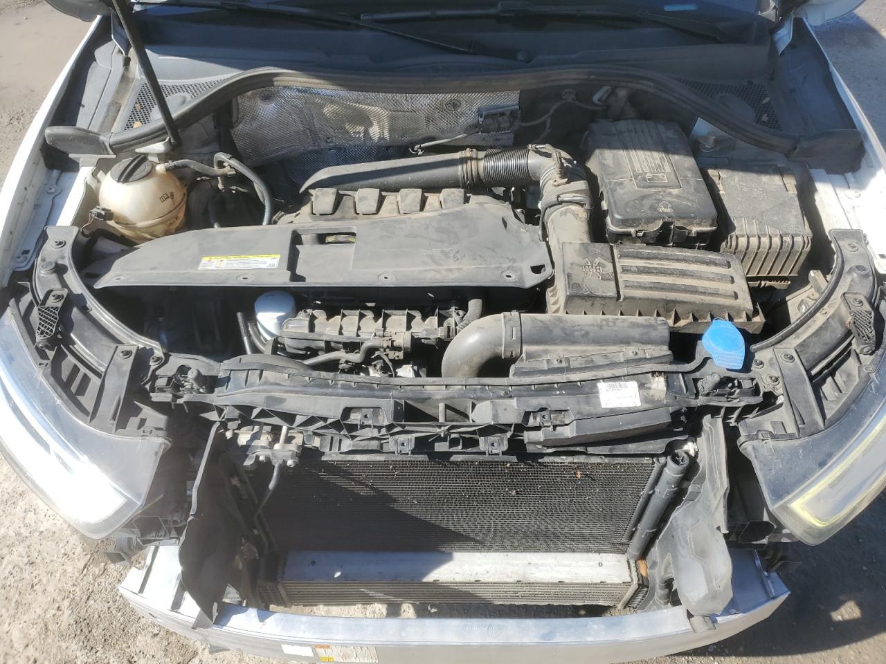 2015 Audi Q3 VIN WA1EFCFS8FR005184 Copart auction photo, front end / minor dent/scratches damage thumbnail 12