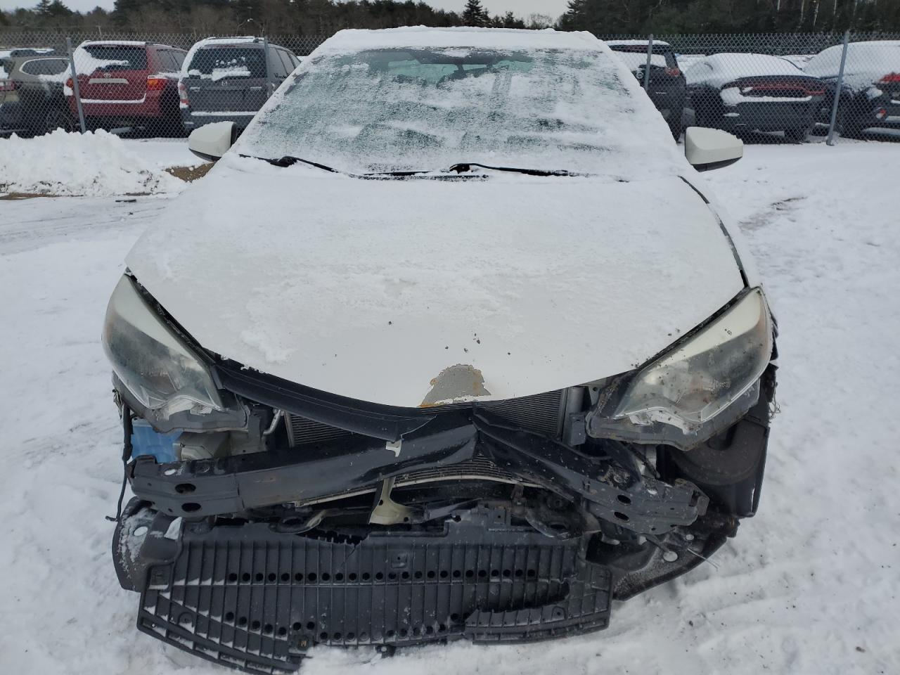 2015 Toyota Corolla VIN 5YFBPRHE1FP232338 Copart auction photo, front end / minor dent/scratches damage thumbnail 5