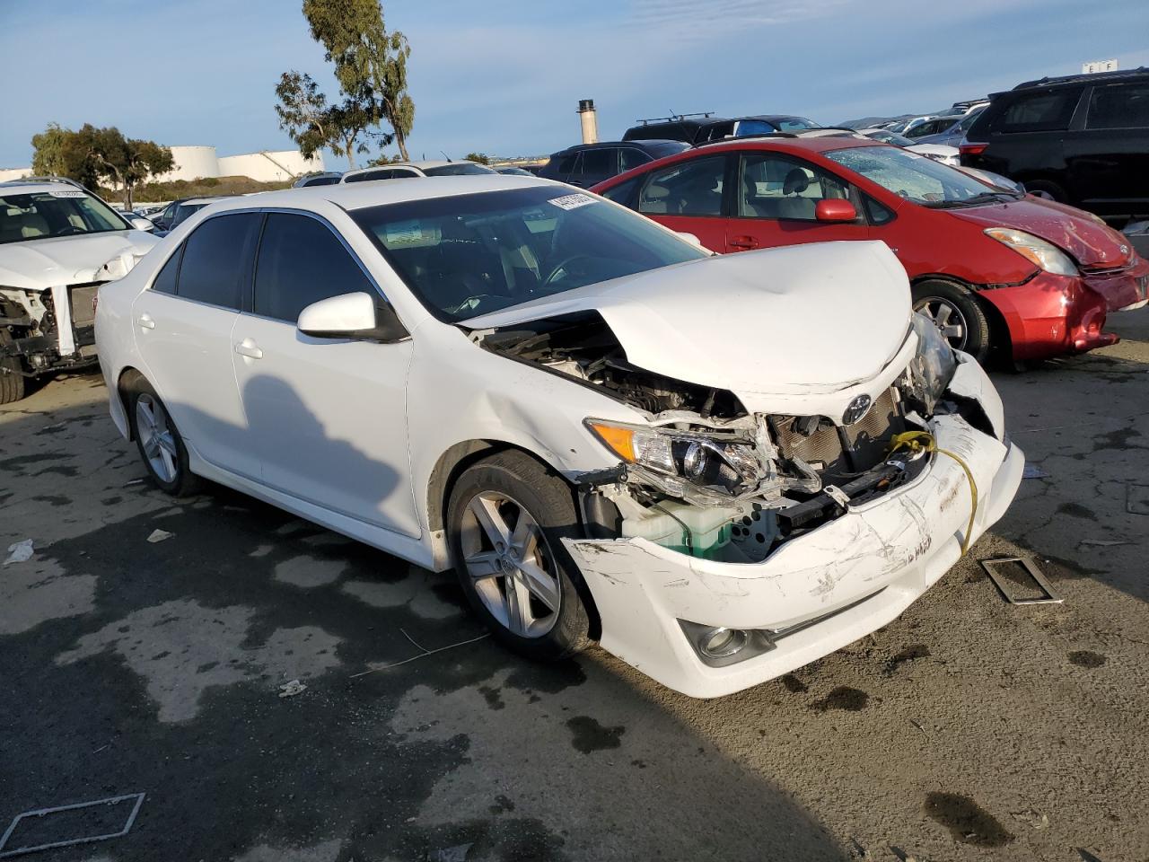2013 Toyota Camry VIN 4T1BF1FK9DU671733 Copart auction photo, front end damage thumbnail 4