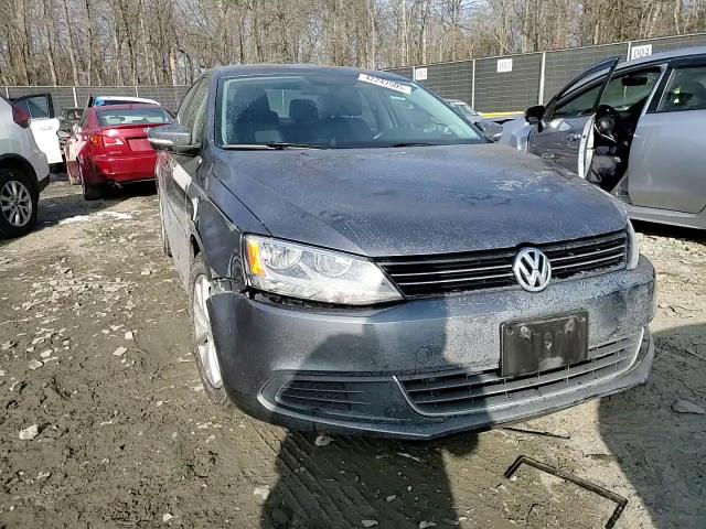 2014 Volkswagen Jetta VIN 3VWD17AJ9EM300233 Copart auction photo, front end / mechanical damage thumbnail 10