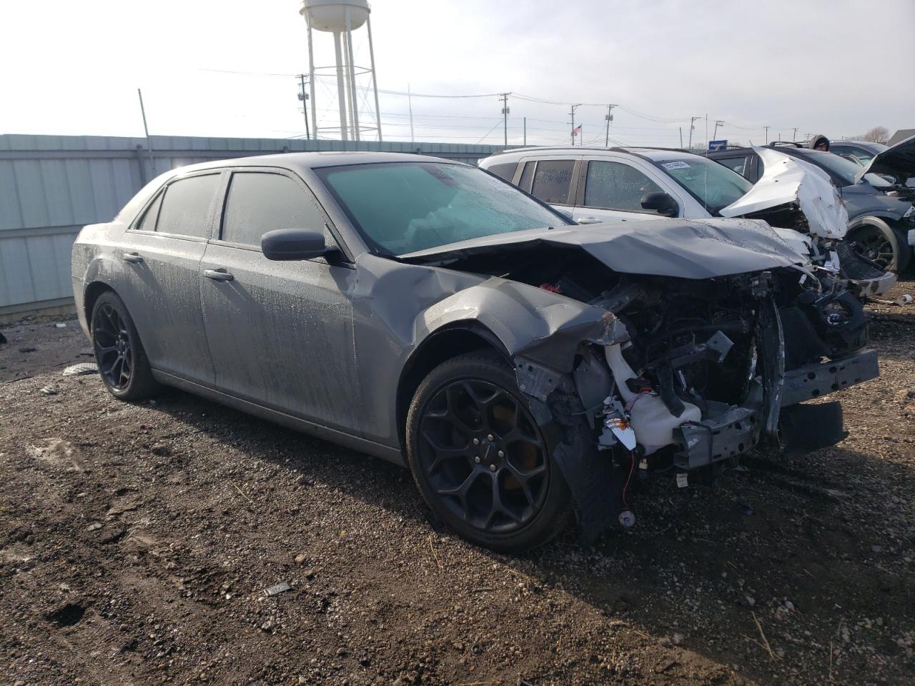 2019 Chrysler 300 VIN 2C3CCABG3KH637715 Copart auction photo, front end damage thumbnail 4