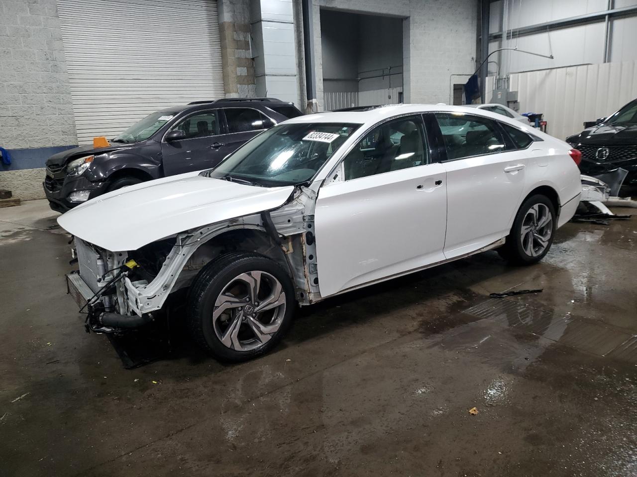 2018 Honda Accord VIN 1HGCV1F55JA140257