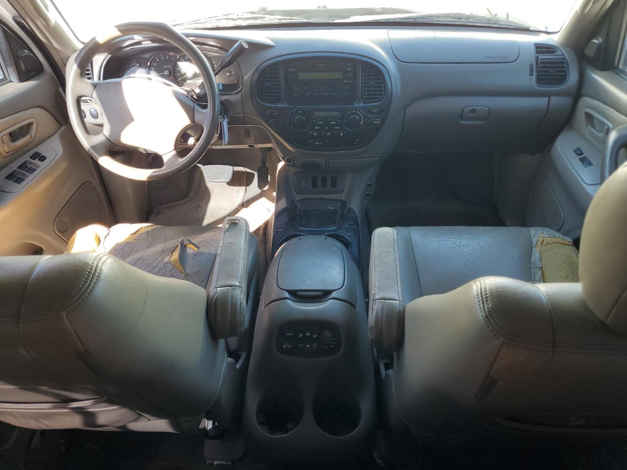 2005 Toyota Sequoia VIN 5TDZT34A65S239155 Copart auction photo, vandalism / undercarriage damage thumbnail 8