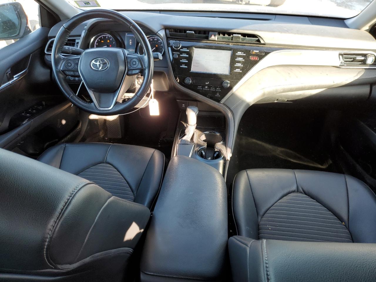 2019 Toyota Camry VIN 4T1B11HK4KU749764 Copart auction photo, side / front end damage thumbnail 8
