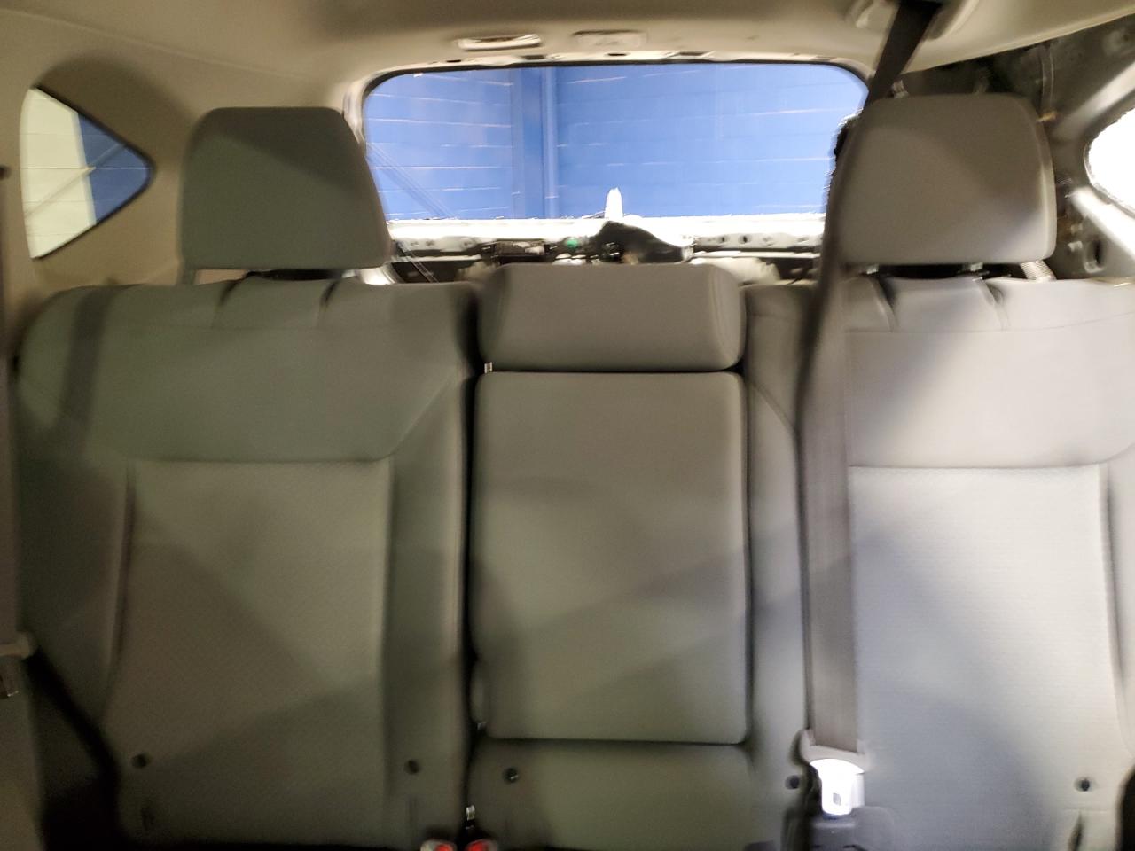 2016 Honda CR-V VIN 2HKRM4H51GH618847 Copart auction photo, vandalism / front end damage thumbnail 10