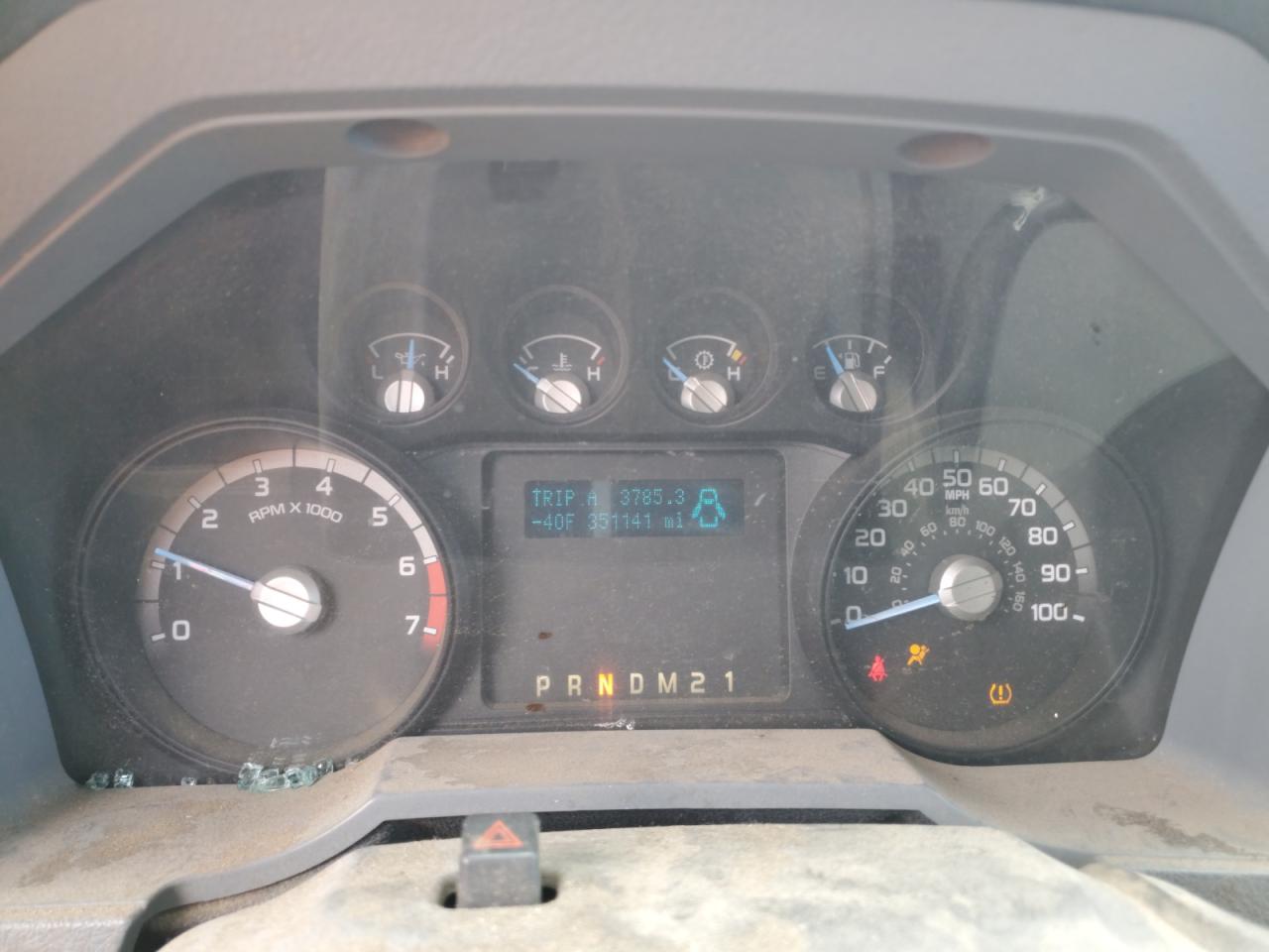 2011 Ford F250 VIN 1FT7X2B62BEA55207 Copart auction photo, side damage thumbnail 9