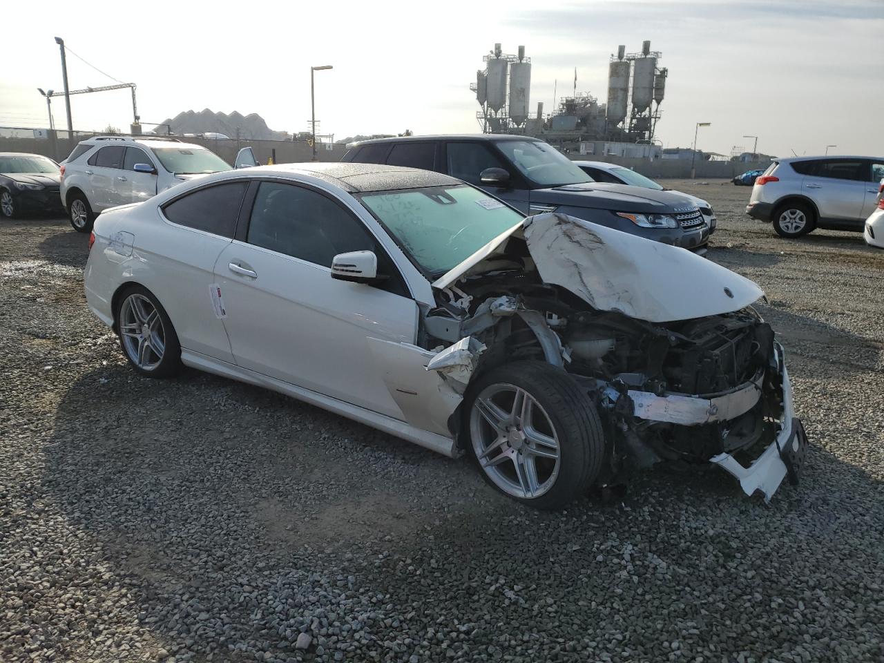 2012 Mercedes-Benz C-klasse VIN WDDGJ5HB6CF861091 Copart auction photo, front end damage thumbnail 4