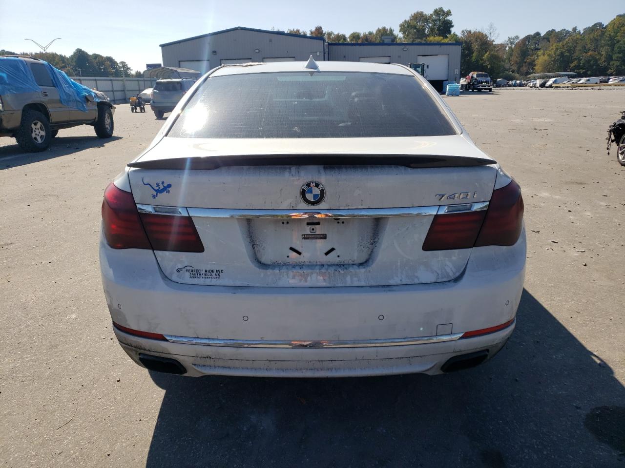 2014 BMW 7er VIN WBAYA6C56ED144241 Copart auction photo, front end / side damage thumbnail 6