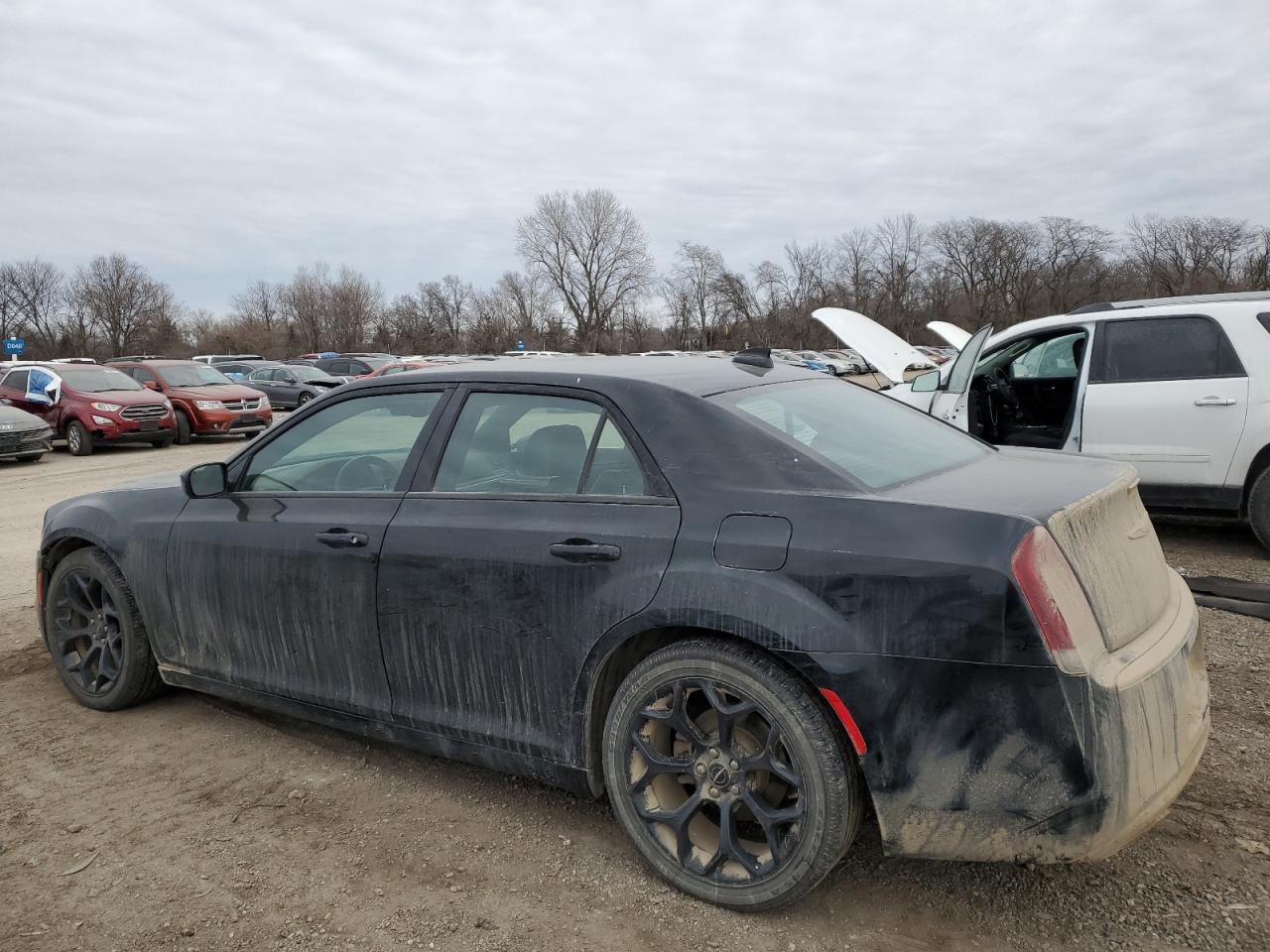 2019 Chrysler 300 VIN 2C3CCABGXKH682862 Copart auction photo, front end damage thumbnail 2