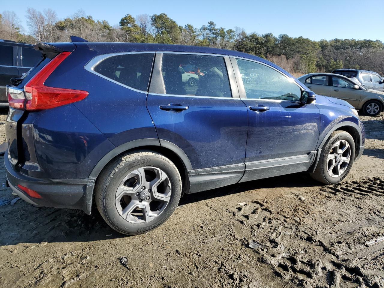 2019 Honda CR-V VIN 7FARW1H52KE020786 Copart auction photo, rear end damage thumbnail 3