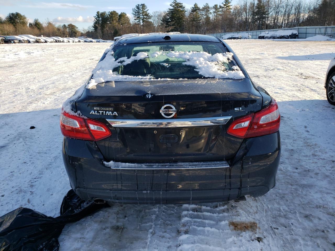 2017 Nissan Altima VIN 1N4AL3AP5HC150937 Copart auction photo, front end / rear end damage thumbnail 6