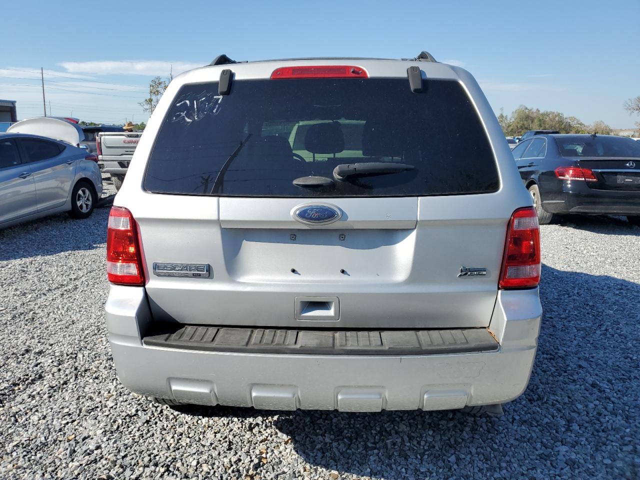 2012 Ford Escape VIN 1FMCU0DG2CKB39043 Copart auction photo, normal wear damage thumbnail 6