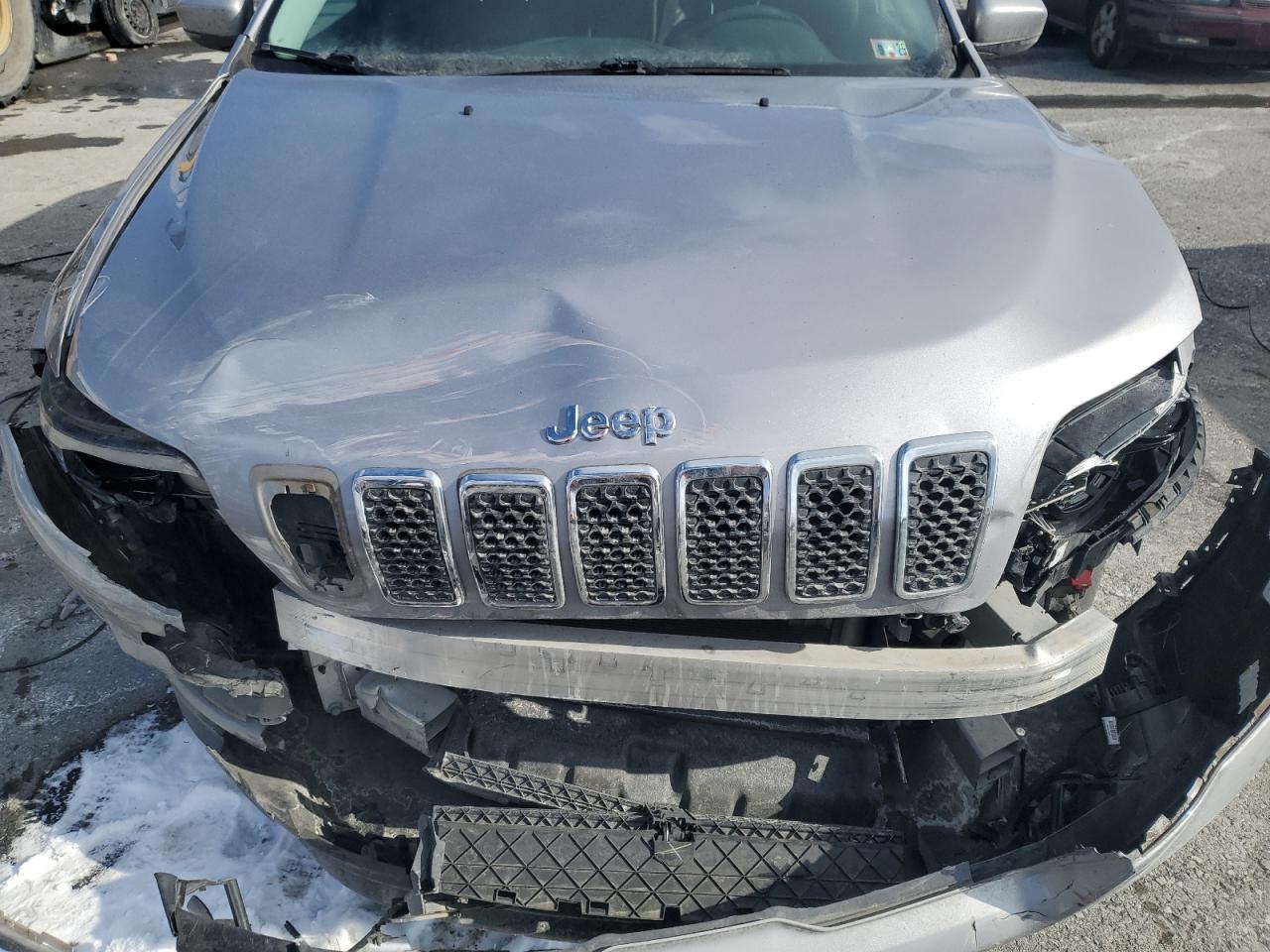 2019 Jeep Grand Cherokee VIN 1C4PJMLB5KD365382 Copart auction photo, front end damage thumbnail 11