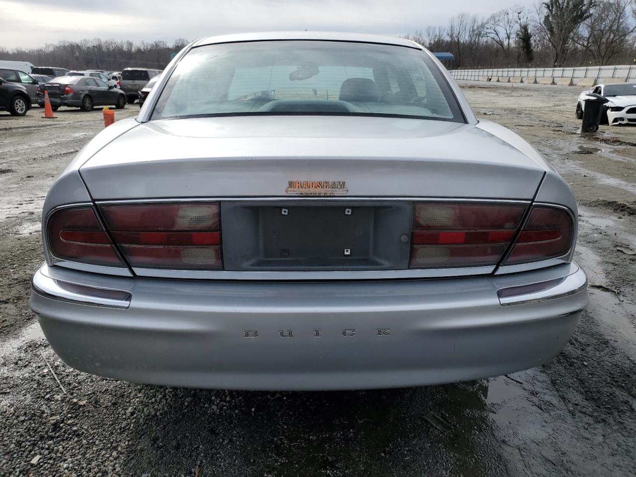 2000 Buick Park Avenue VIN 1G4CW54K6Y4290586 Copart auction photo, front end damage thumbnail 6